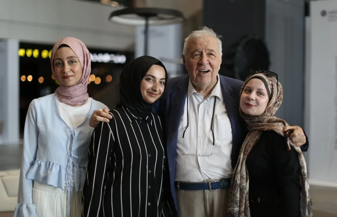 İlber Ortaylı ve 40 Bin TL’lik tarih bursu aynı programda: Sadece Medipol’de