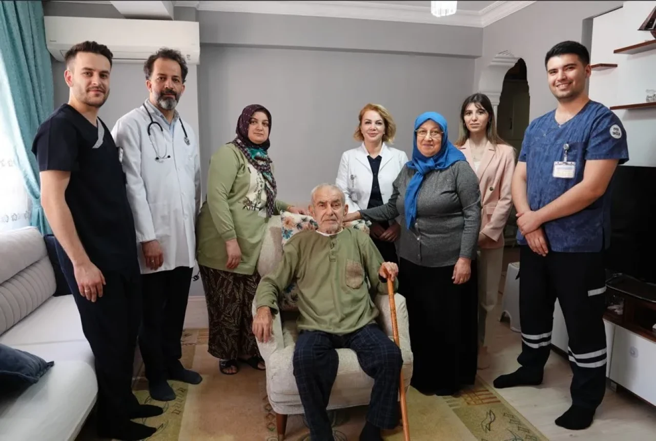 Hastaneye taşınmak yok: Medipol tedaviyi ve tanıyı eve taşıyor