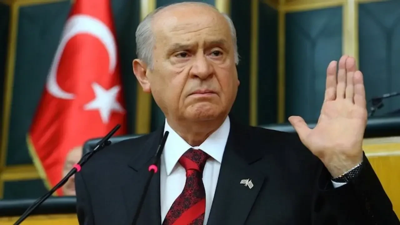 Bahçeli'den Sert YPG/PYD Uyarısı: Hiç Kimse Suyu Yokuşa Akıtacağı Zehabına Kapılmasın