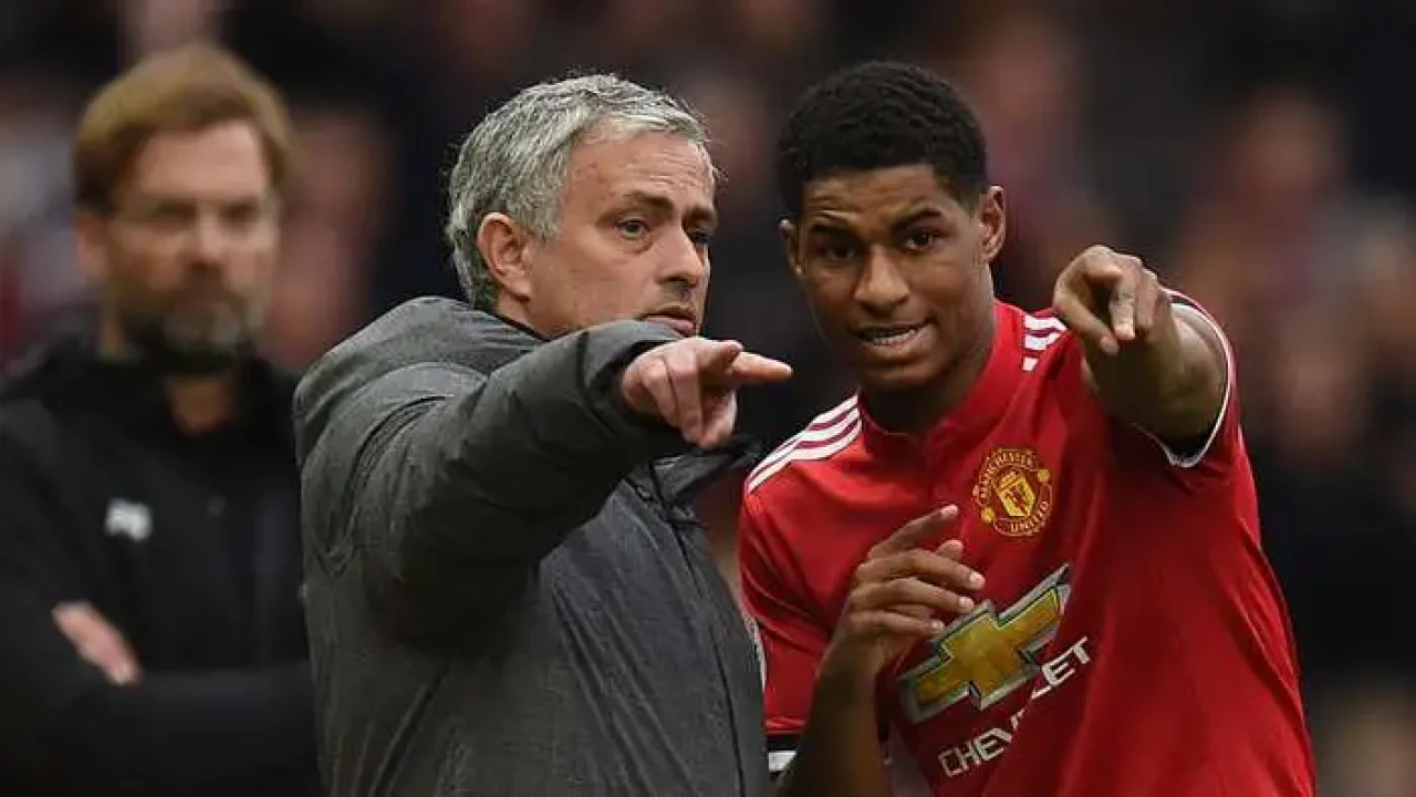 Mourinho Transferde Devrede: Fenerbahçe’den Rashford Hamlesi