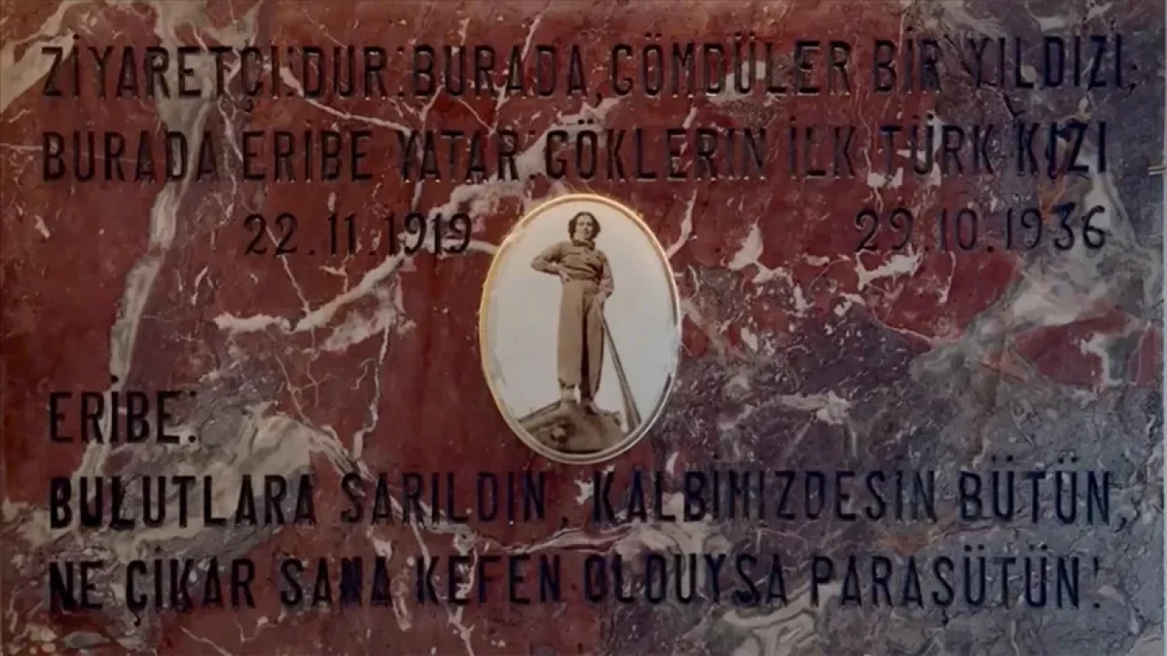 İlk Türk kadın hava şehidinin mezar taşı müzeye taşınıyor