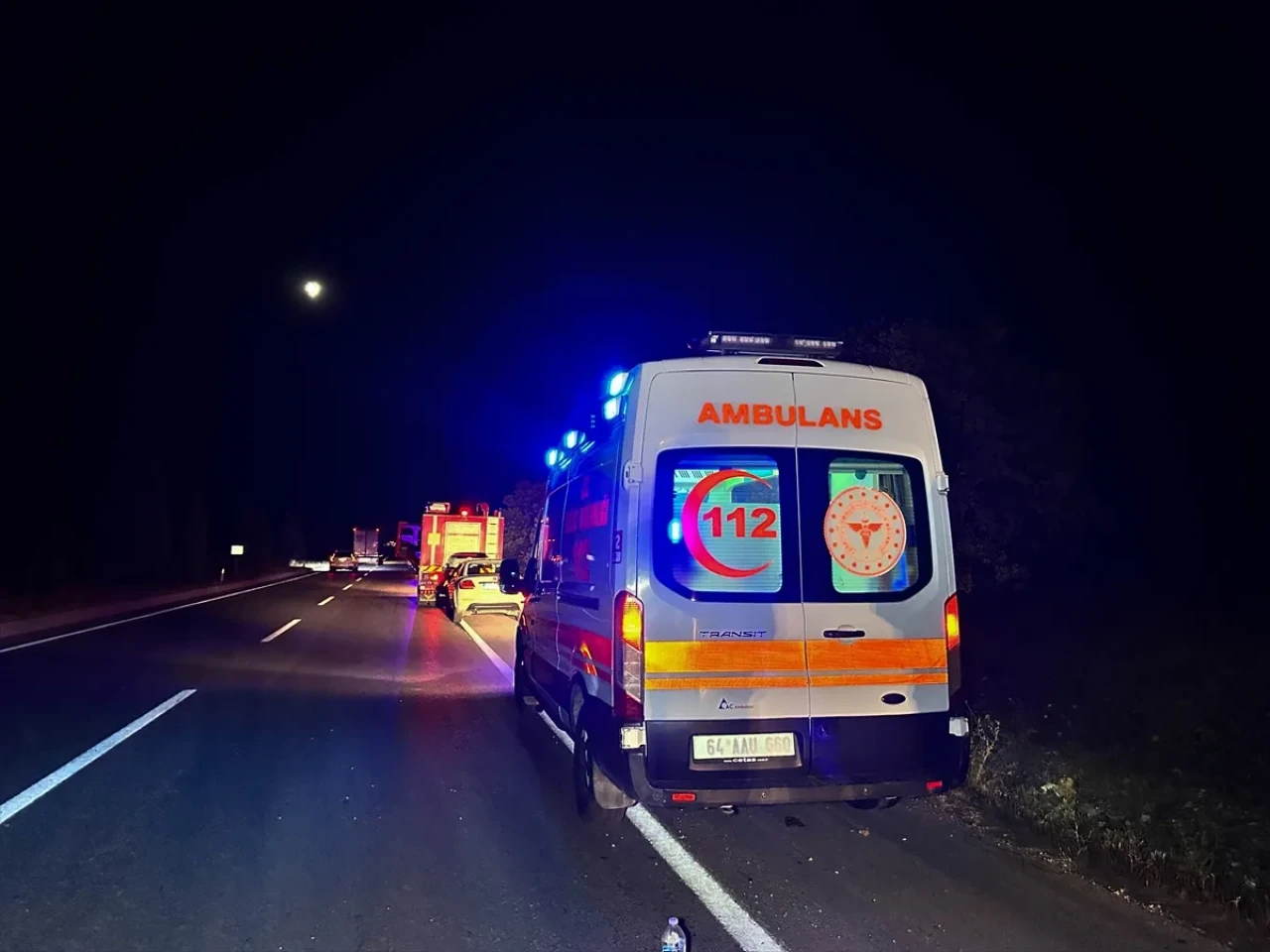 Uşak'ta kahreden kaza: Otomobil şarampole yuvarlandı, genç Kazım can verdi!