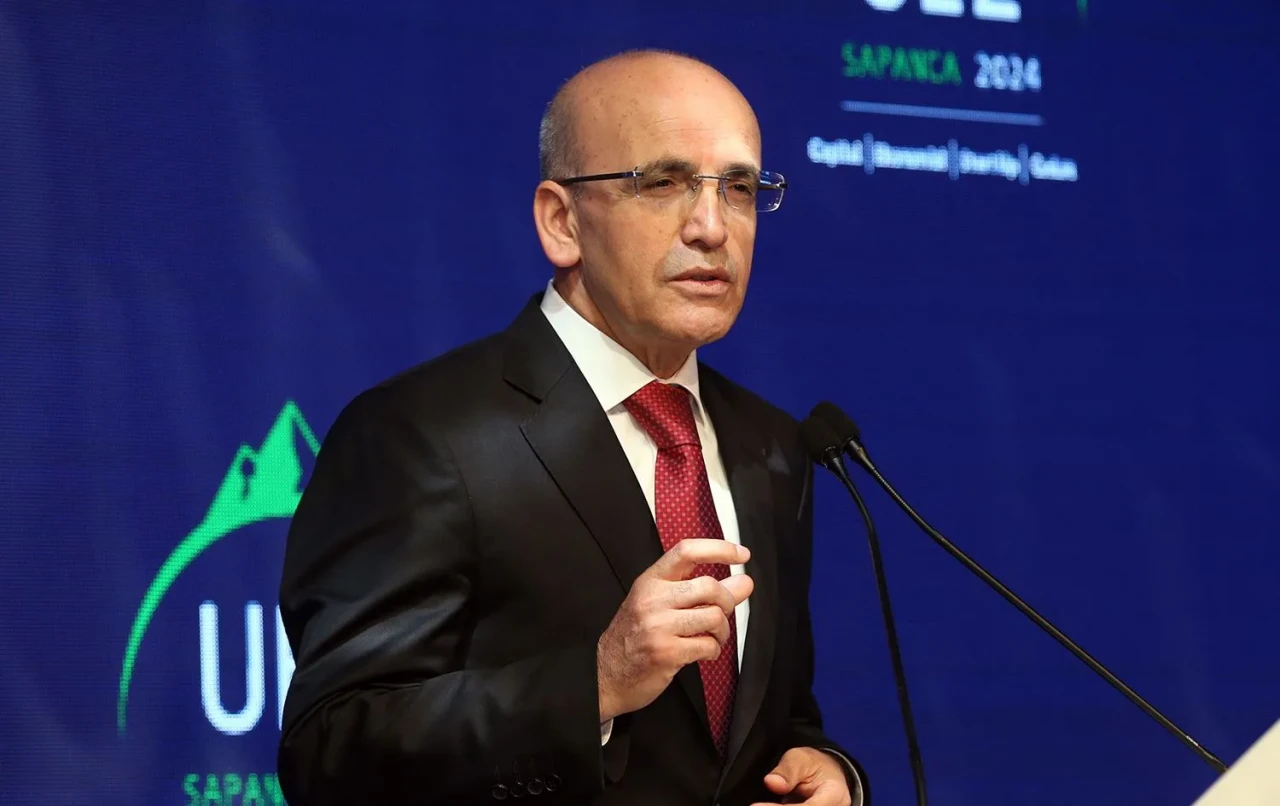 Mehmet Şimşek'ten 'finansal koşullarda iyileşme' mesajı