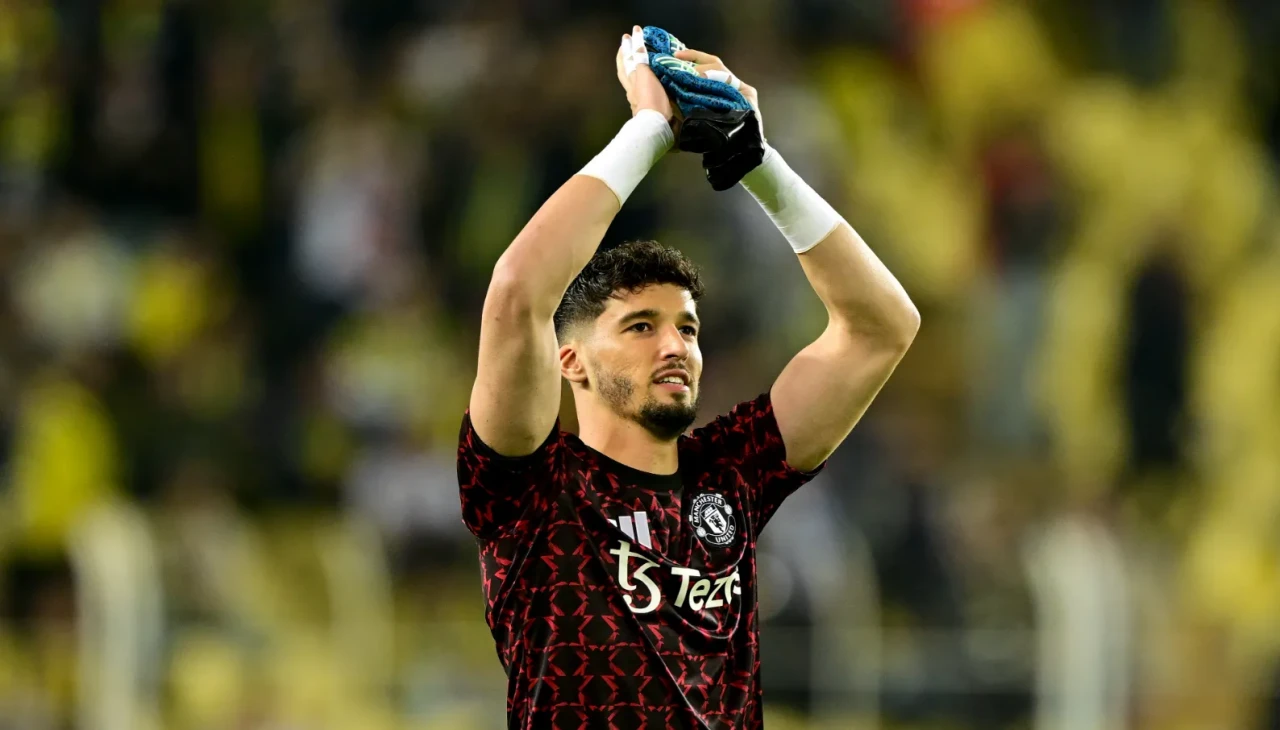 Altay Bayındır United’da kaleyi devralmaya hazırlanıyor!