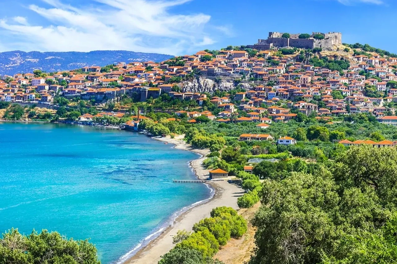 Midilli’ye deniz otobüsü seferleri