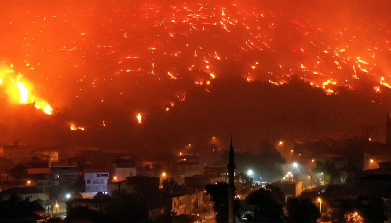 Ciğerimiz yanıyor! Cevdet Yılmaz’dan yangınlara ilişkin açıklama