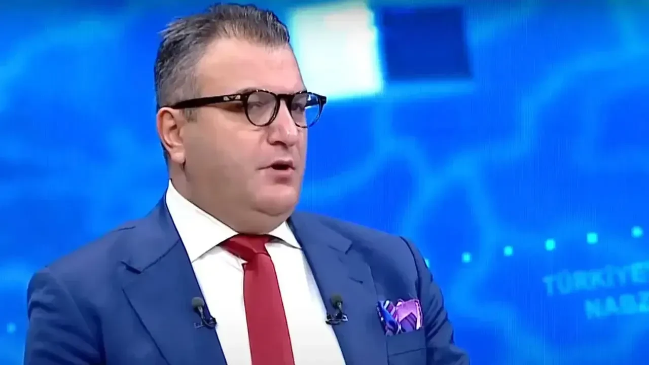Gazeteci Cem Küçük'ten dikkat çeken çıkış: 'Ekonomide yeni yol şart!'