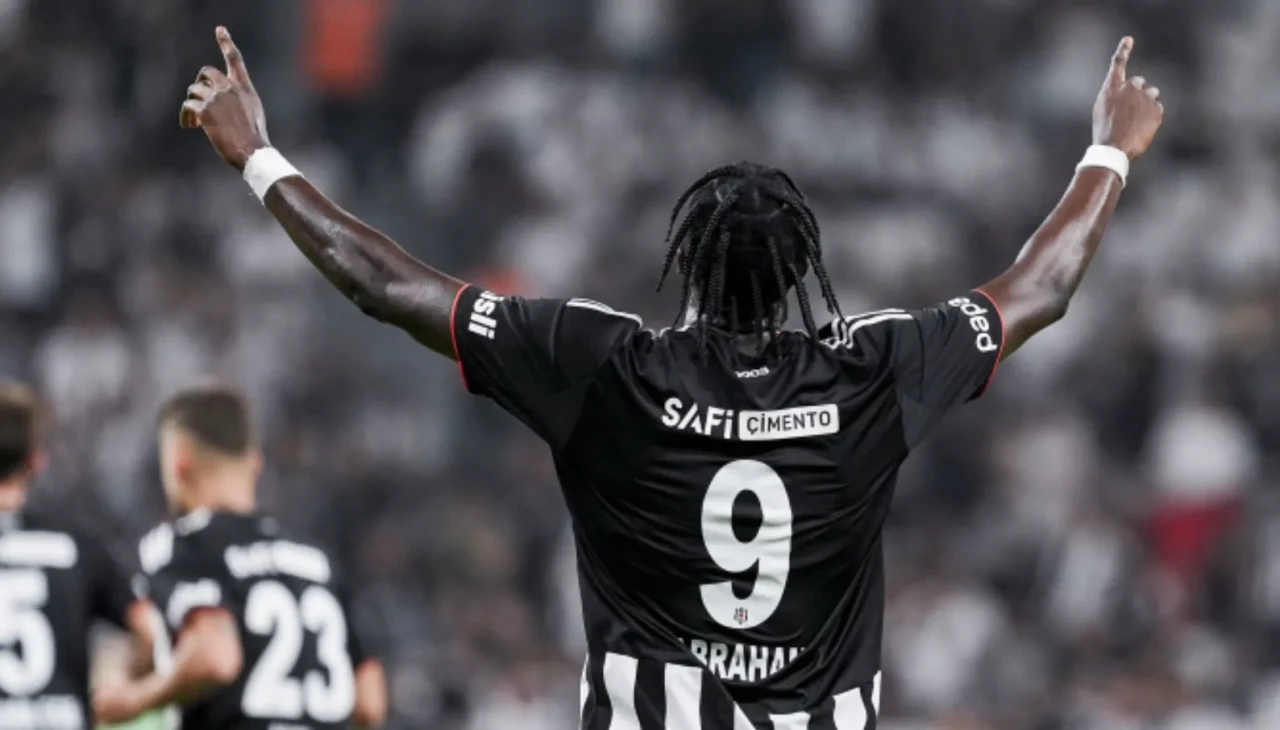 Spor yazarları dün geceyi yorumladı: Beşiktaş kazandı ama oyunu tartışma yarattı!