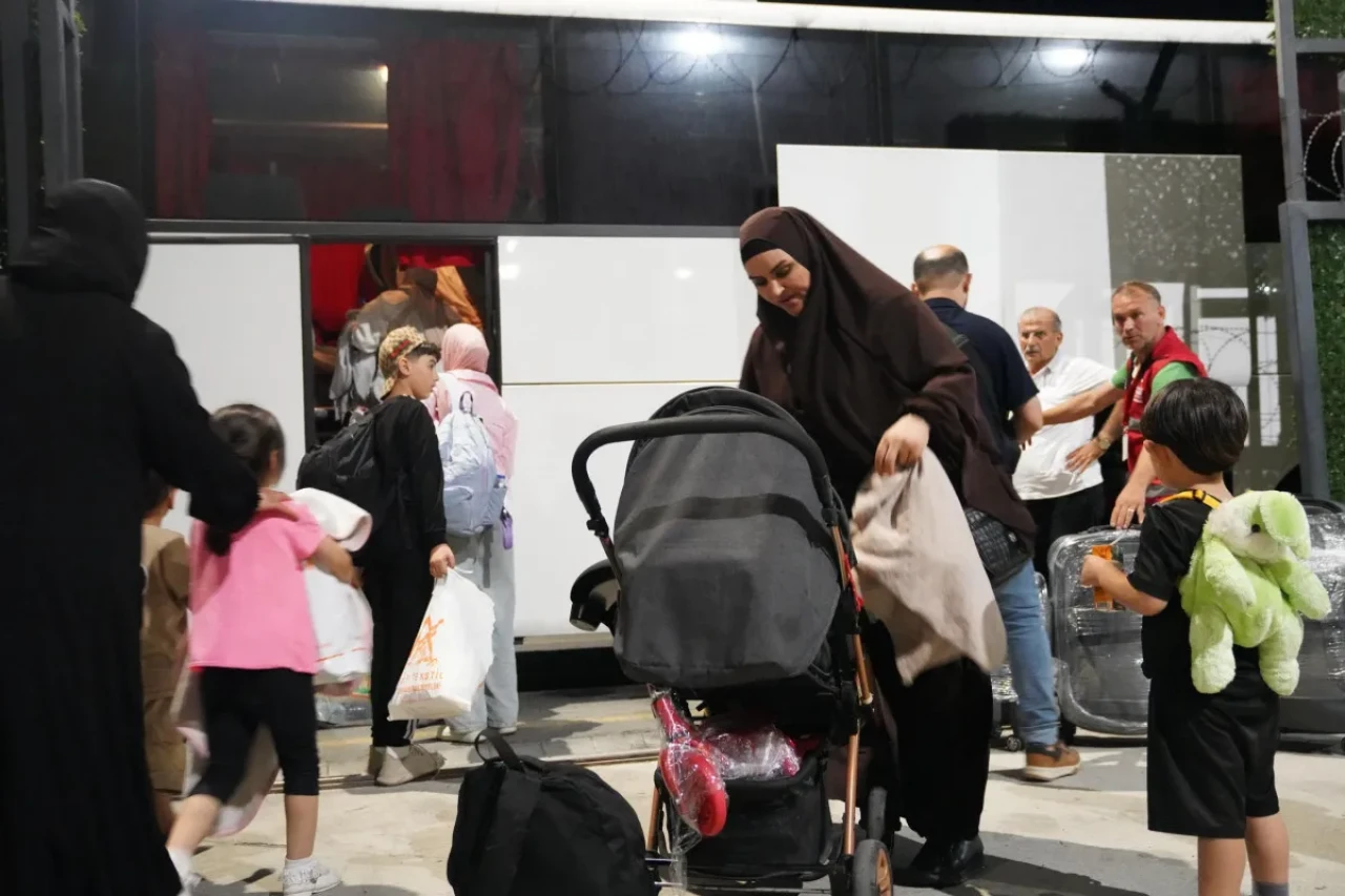 Türkiye'den 1 Milyonun Üzerinde Suriyeli Gönüllü Olarak Ülkesine Döndü