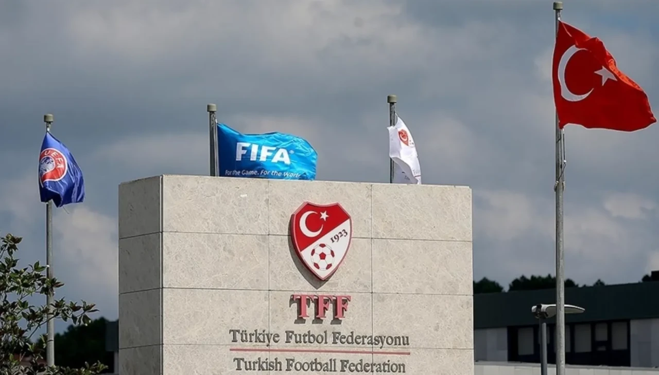 TFF’den dev yenilik: Hakemler artık yaka kamerasıyla görev yapacak