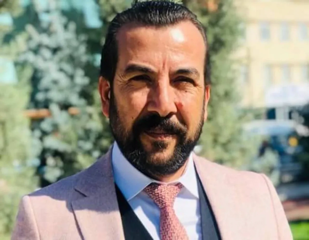 Zihni Çakır kimdir, kaç yaşında, aslen nereli, ne iş yapıyor? İşte Çakır'ın dikkat çeken hayatı ve biyografisi