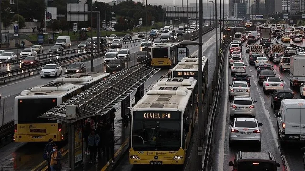 30 Ağustos Zafer Bayramı'nda İstanbul'da otobüs, metro, metrobüs ücretsiz mi?