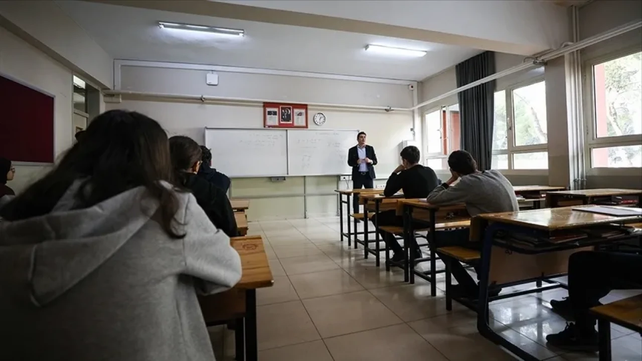 2025 Sözleşmeli Öğretmen alımı sonuçları belli oldu! İtirazlar için son tarih ne zaman?