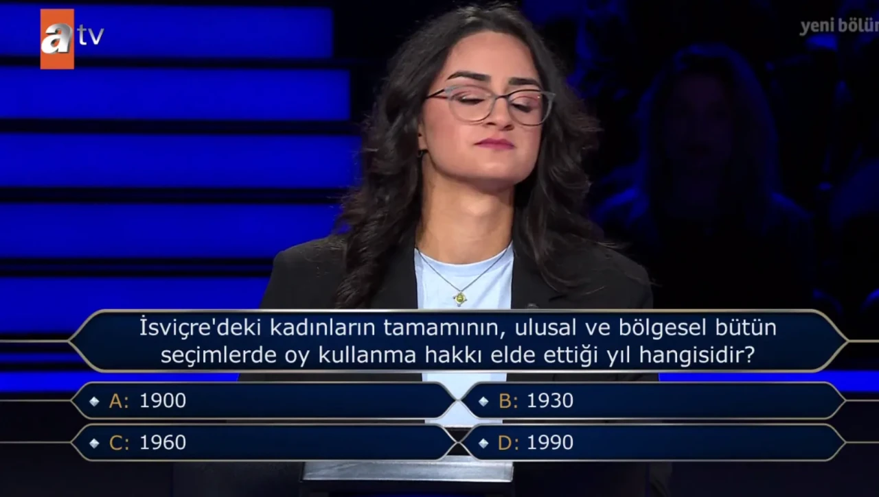 İsviçre'de hangi yılda kadınların tamamının seçimlerde oy kullanma hakkı verilmiştir? 1900'mü, 1930'mu, 1960'mı, 1990'mı?