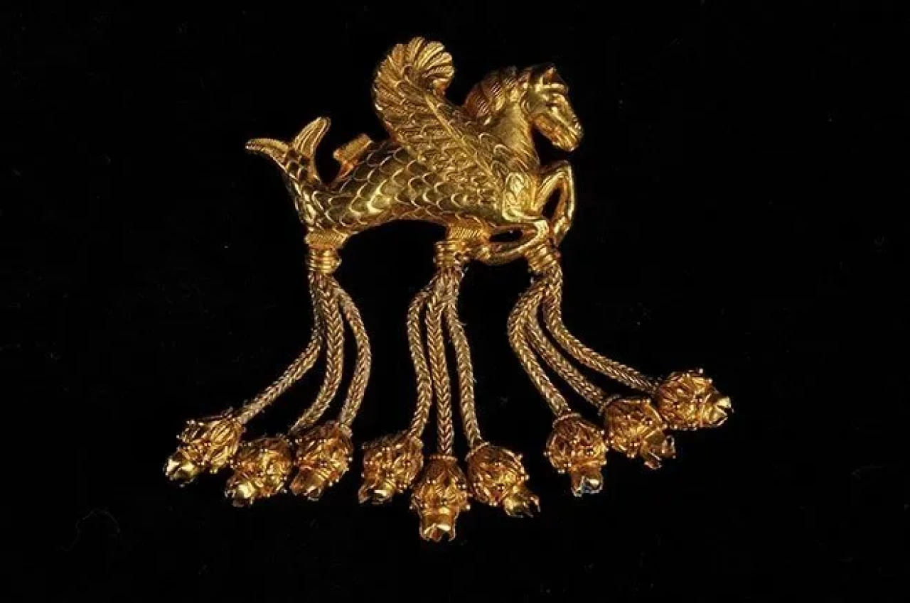 Mitolojiden müze vitrinine: Uşak’ın 2500 yıllık Altın Kanatlı Hazinesi