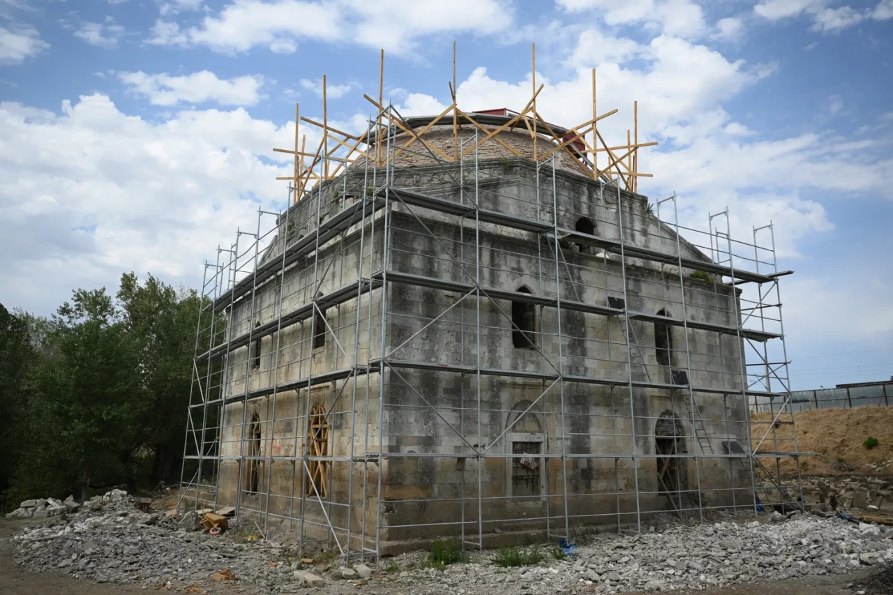 547 yıllık sessizlik sona eriyor: Evliya Kasımpaşa Camii gün yüzüne çıkıyor