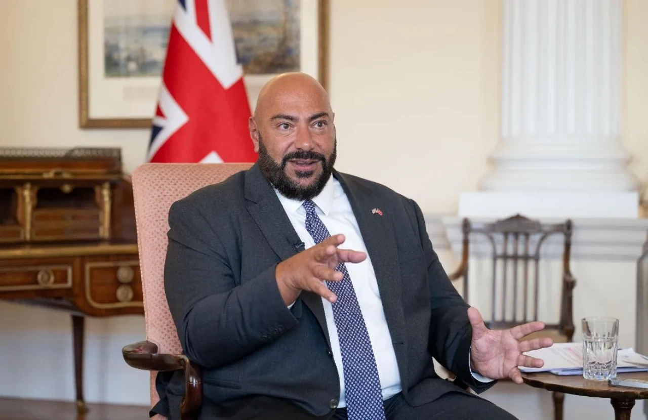 Türkiye ve Birleşik Krallık, Yeni Dönem İçin El Sıkışıyor: Modern Ticaret ve Enerjide Güç Birliği