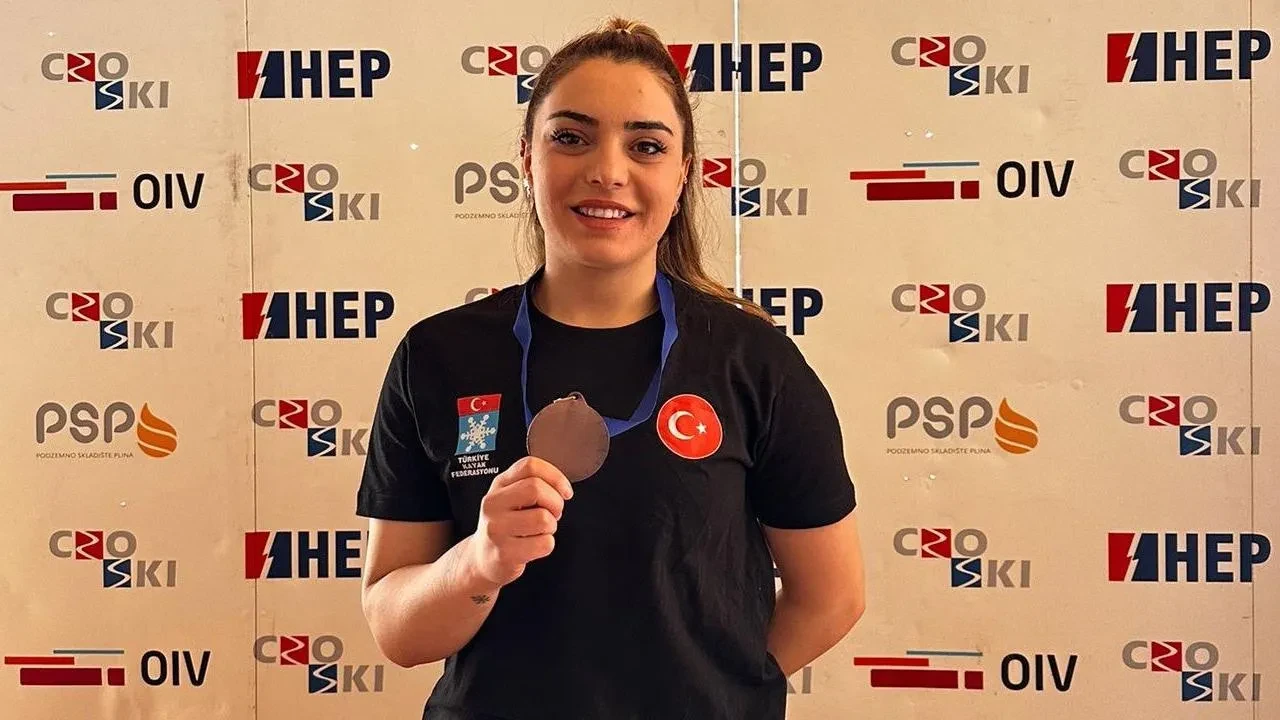 Milli kayağın gururu: Sıla Kara’nın tarihi başarısı!