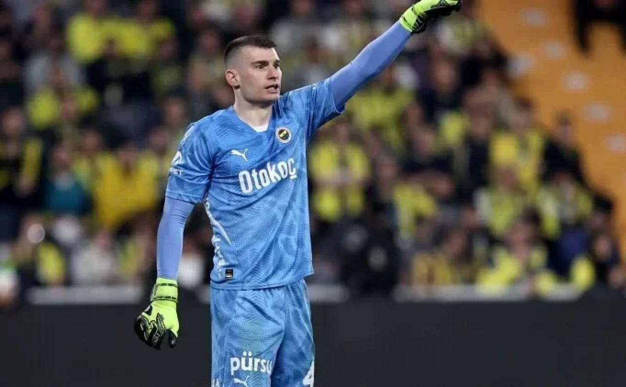 Livakovic Avrupa yolcusu! Fenerbahçe’de kalede ayrılık alarmı