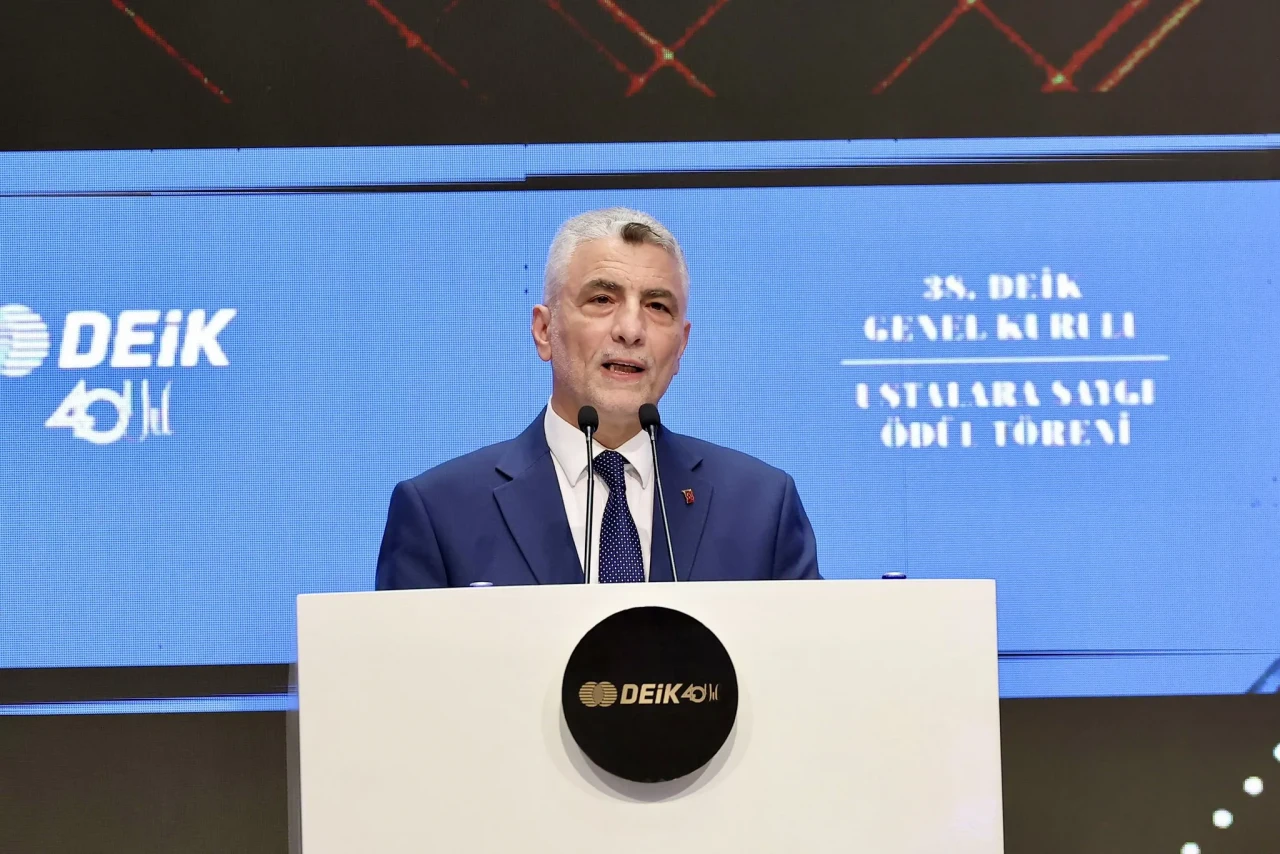 Bakan Bolat’tan DEİK açıklaması: Ticaretimizi daha da ileri taşımaya kararlılıkla devam edeceğiz