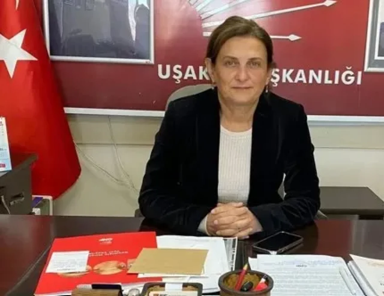 Sevinç Yazgan kimdir, kaç yaşında, aslen nereli, hangi partiden, istifa mı etti, neden?