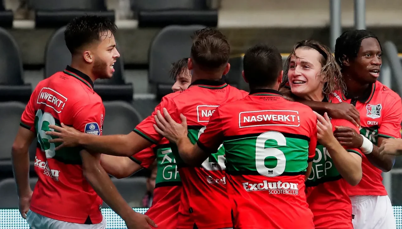 Hollanda Eredivisie’de favoriler üçüncü haftayı kayıpsız geçti!