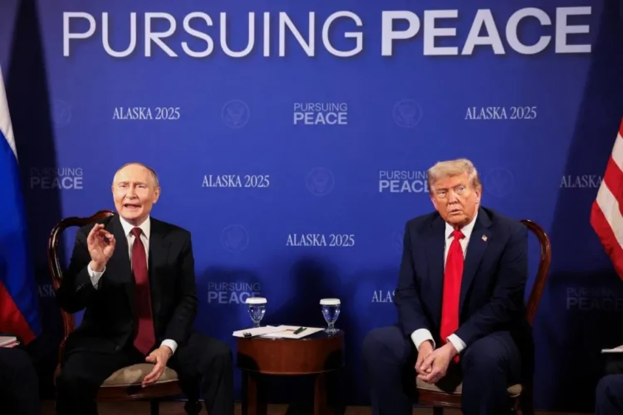 Trump ile Putin’in üç saatlik Alaska Zirvesinde Moskova seçeneği öne çıktı