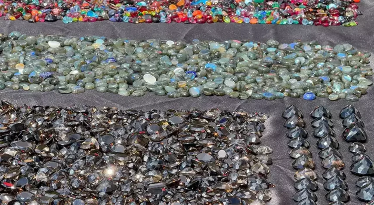 445 Milyonluk kaçak pırlanta operasyonu: 35 Gözaltı!