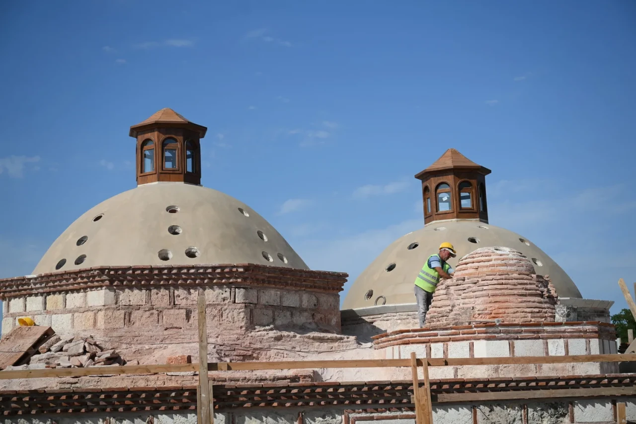 Edirne’nin 600 yıllık Gazi Mihal Hamamı ayağa kalkıyor