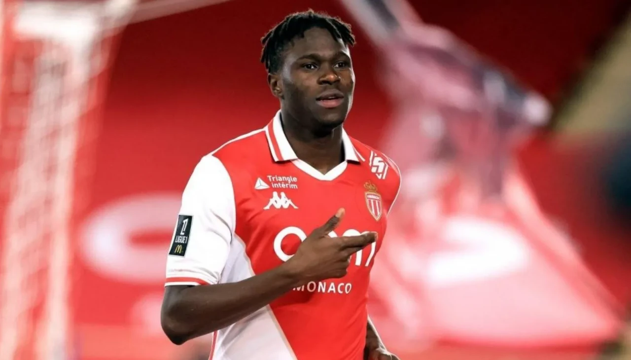 Sarı-Kırmızılılar savunmaya takviye peşinde