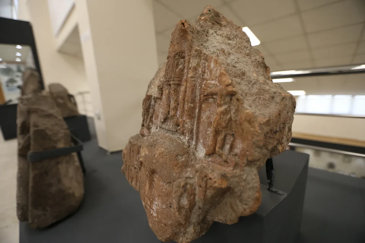 Ani'den yükselen sessizlik: Hz. İsa rölyefi 130 yıl sonra gün yüzünde