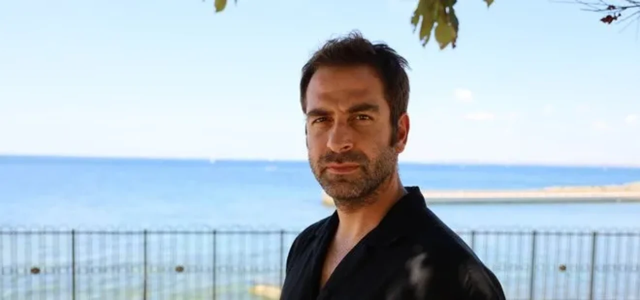 Erhan Alpay kimdir, aslen nereli, kaç yaşında, evli mi, boyu? Hayatı ve kariyeri hakkında bilgiler