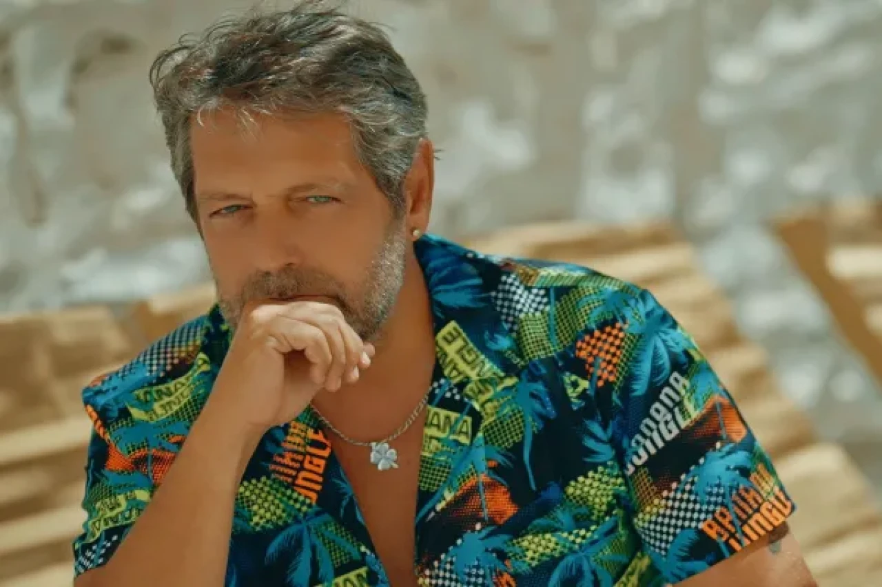 Bora Gencer kimdir, kaç yaşında, aslen nereli, burcu nedir? İşte hiç duymadığınız biyografik detaylar!