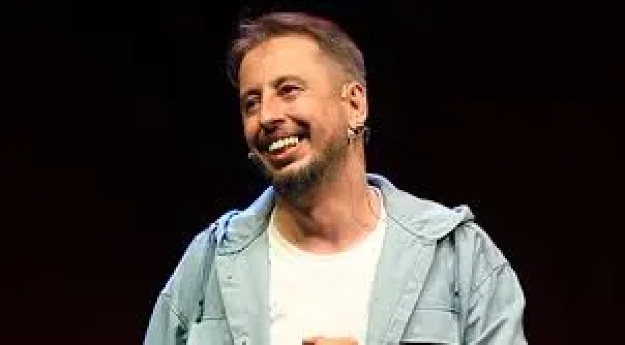 Cem İşçiler Kimdir, Kaç Yaşında ve Aslen Nereli, Evli mi? Stand Up Dünyasının Parlayan Yıldızının Hayatı