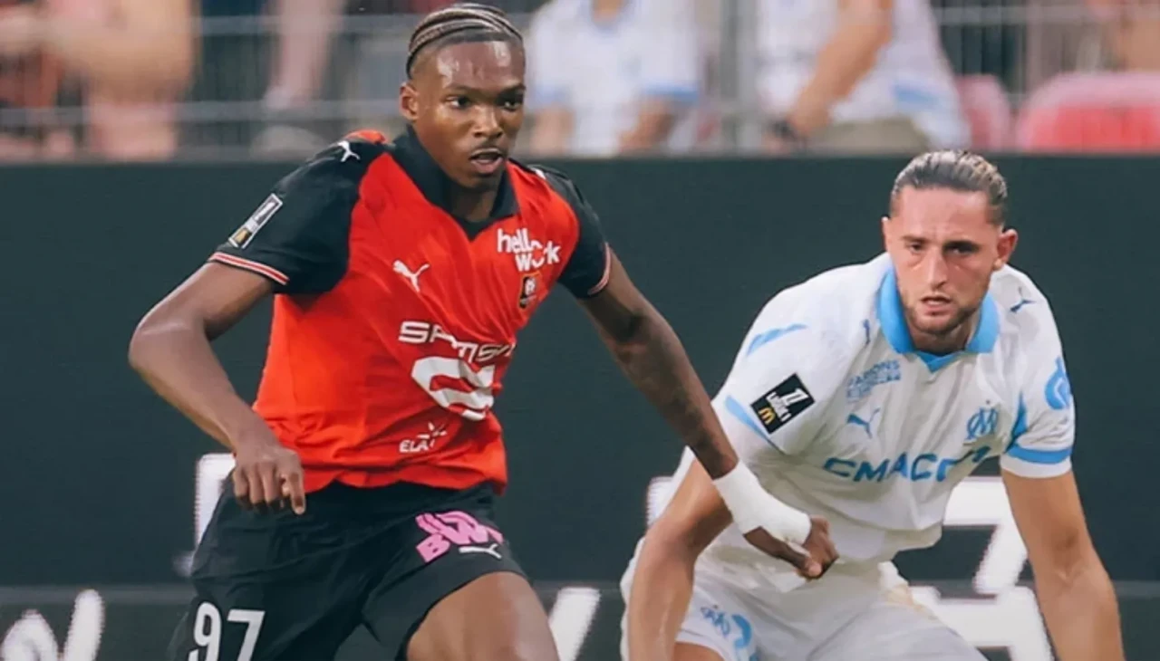 Fransa'da Rennes 10 kişiyle Marsilya’yı devirdi!