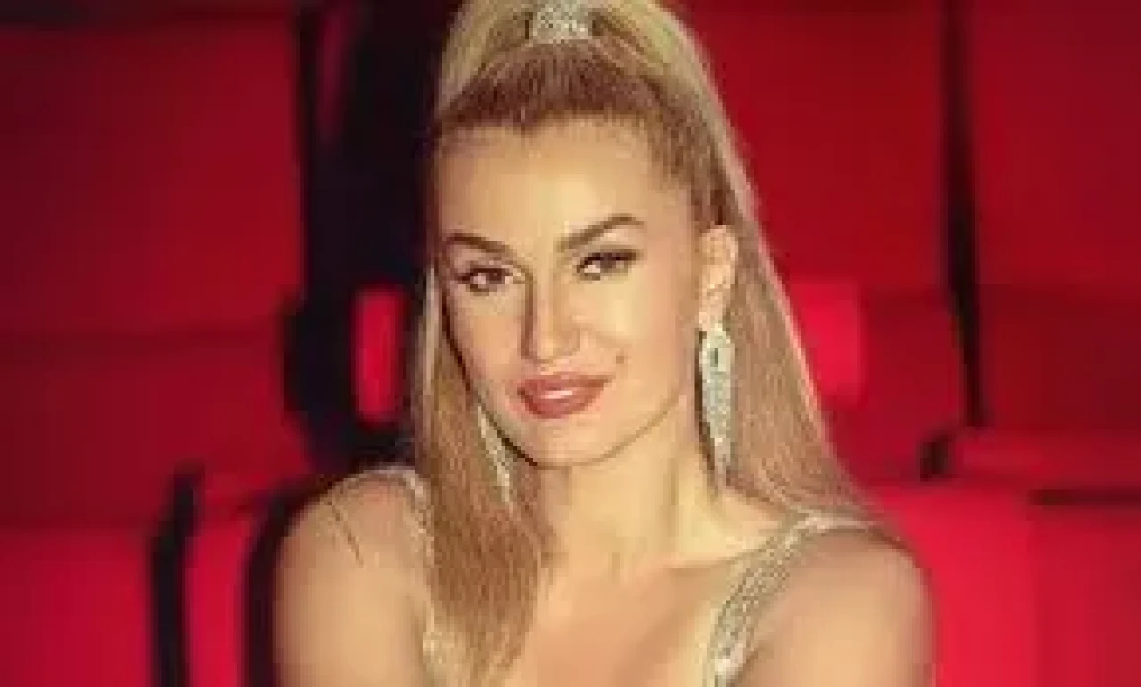 Tuğba Özay’lı Mihr-i Aşk kapak çekimiyle göz kamaştırdı: 2025 koleksiyonu ilk kez görücüde