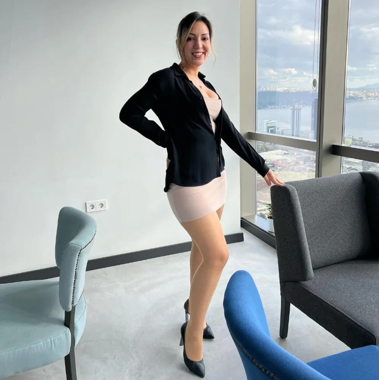 Fidan Öğretmen kimdir, kaç yaşında, aslen nereli, doğum tarihi nedir? Sosyal medyanın gündemindeki öğretmenin hayatına dair her şey