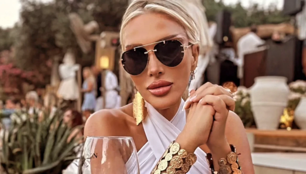 Seren Serengil'den tuhaf karar! Siyasete gireceğini duyurdu