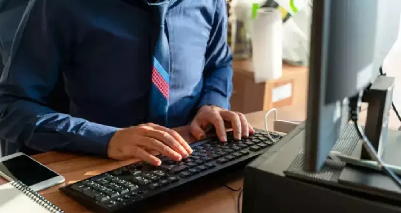 Memur zammı yine ertelendi: Kritik karar dördüncü toplantıya kaldı