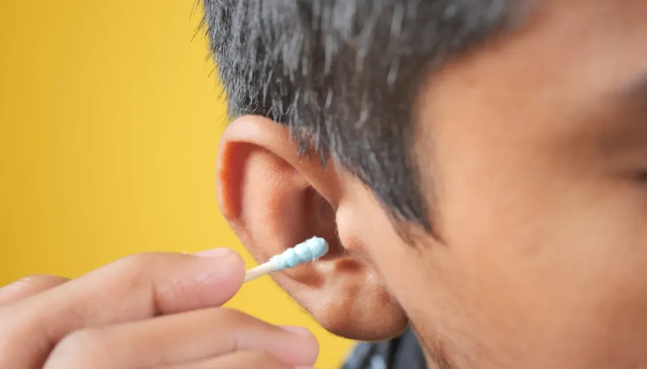 Kulak temizliğinde hata işitme kaybına yol açabilir