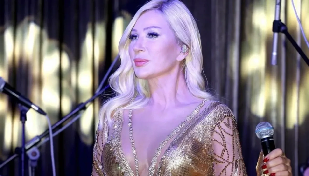 Seda Sayan'ın adını kullanan dolandırıcılar ortalığı karıştırdı!