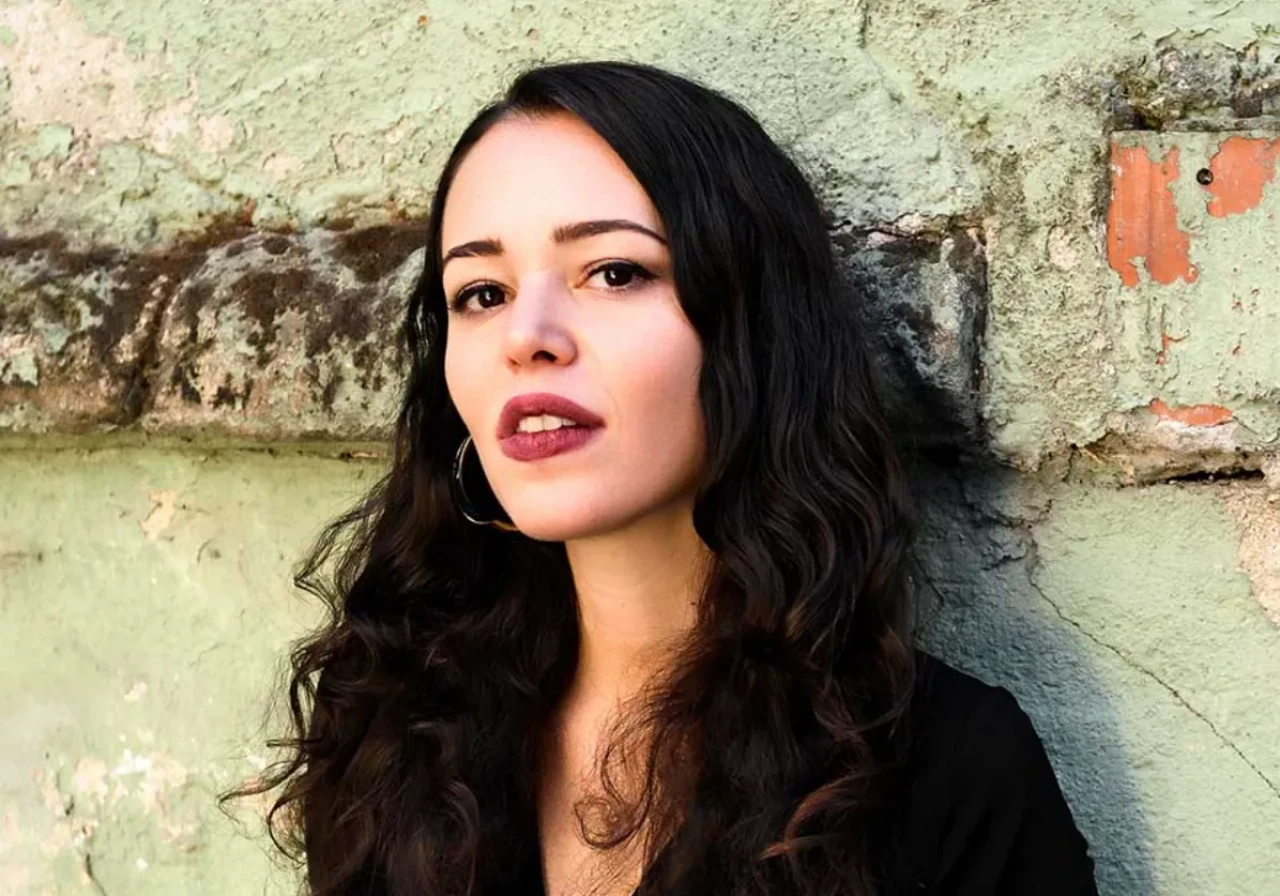 “4 saat boyunca şiddet gördüm” Ünlü isimden yıllar sonra gelen şiddet ifşası!