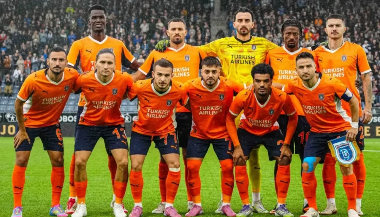 Rams Başakşehir rövanşta gruplara kalmak istiyor!