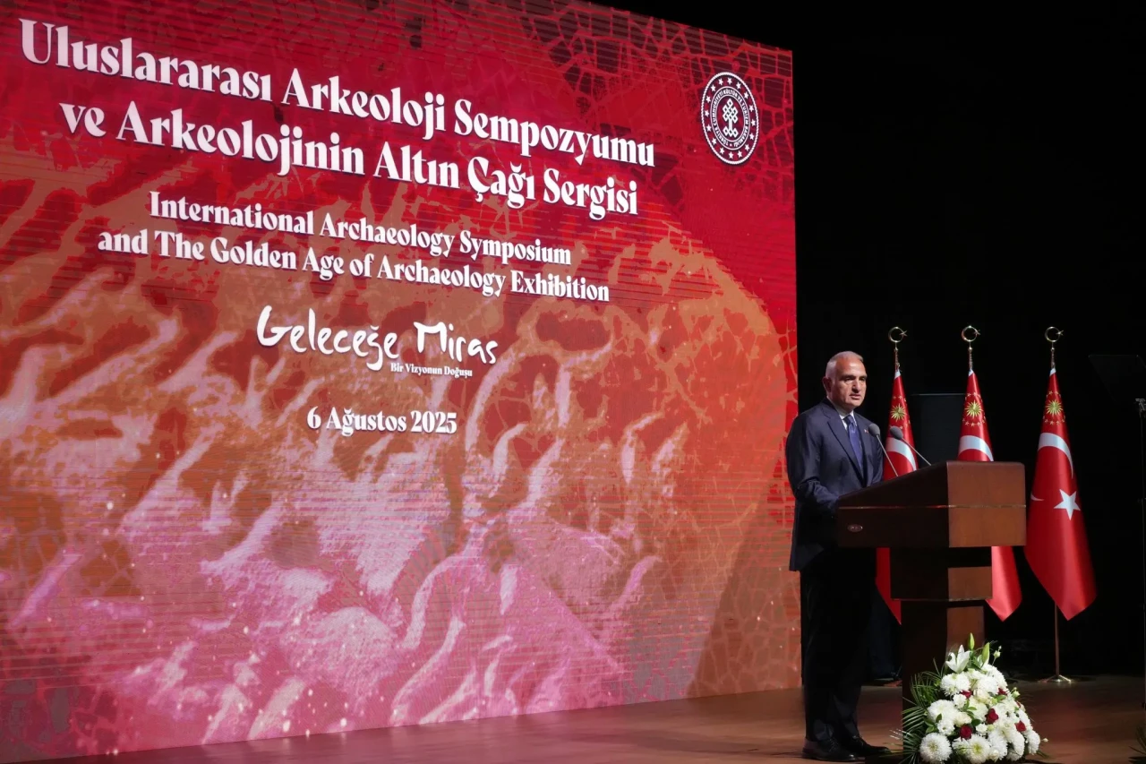 12 bin yıllık tarih gün yüzüne çıkıyor: Arkeolojinin altın çağı sergisi başladı