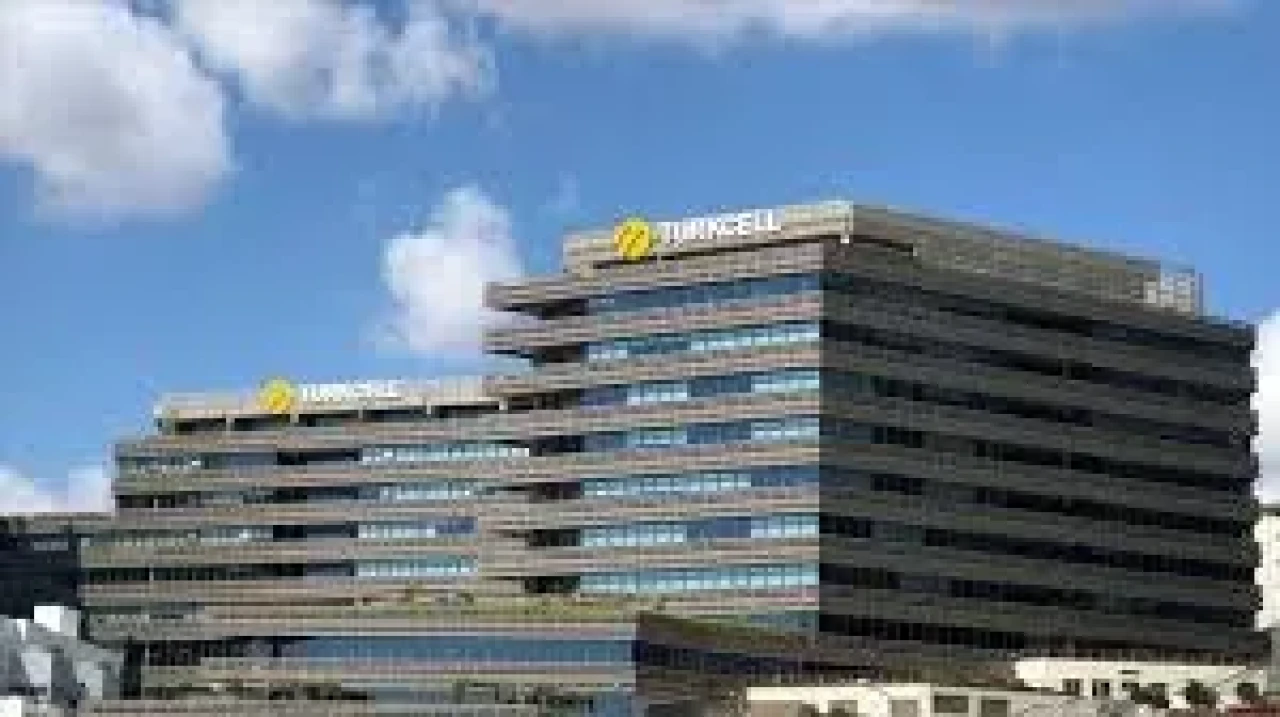 Sürücüsüz araçlardan akıllı şehirlere: Turkcell 5G ile geleceği inşa etmeye talip