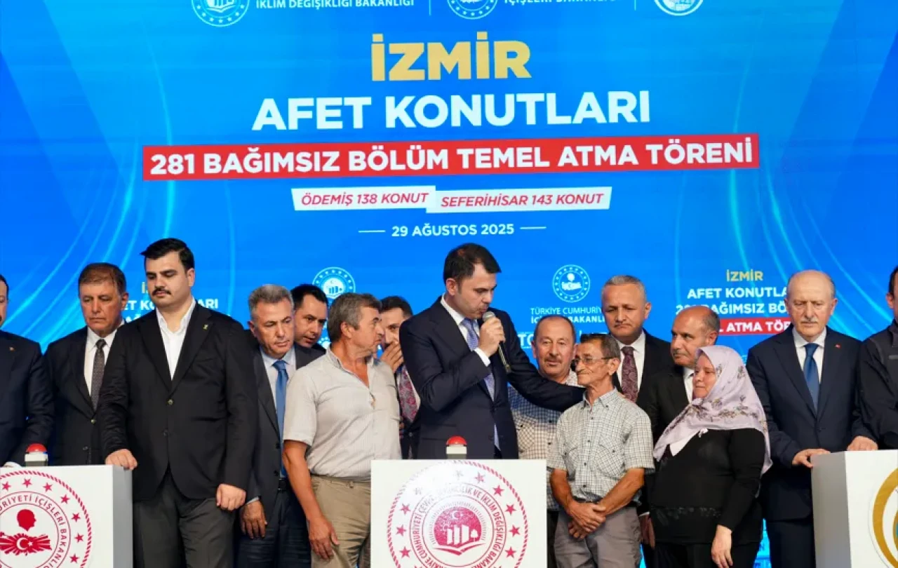Bakan Kurum’un söz verdiği yangınzede Cavit Amca için konutların temeli atıldı