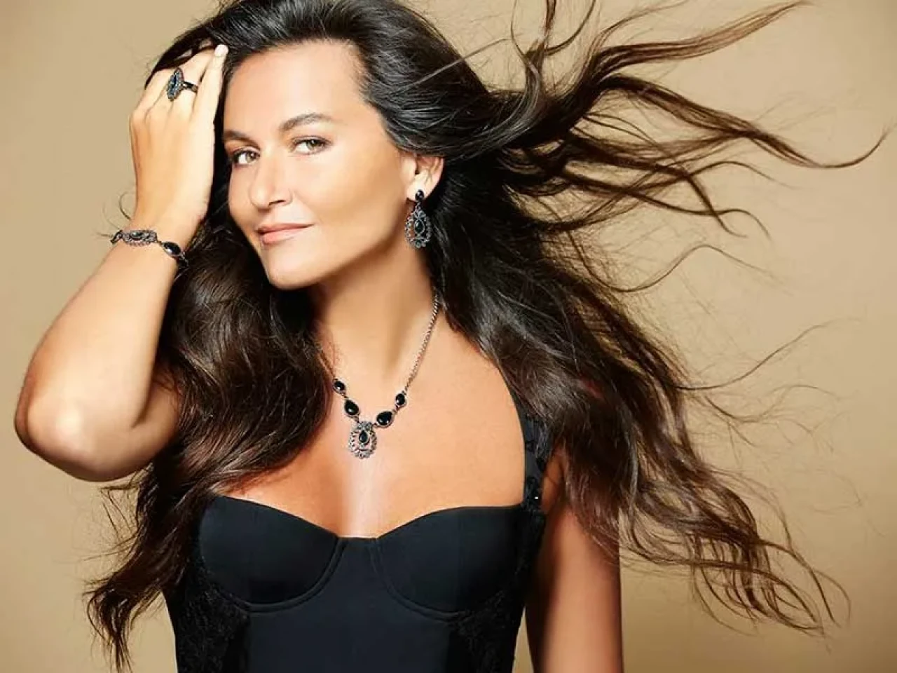 Eda Taşpınar kimdir, kaç yaşında, aslen nereli, boyu, kilosu, burcu nedir?  Hayatına dair tüm detaylar