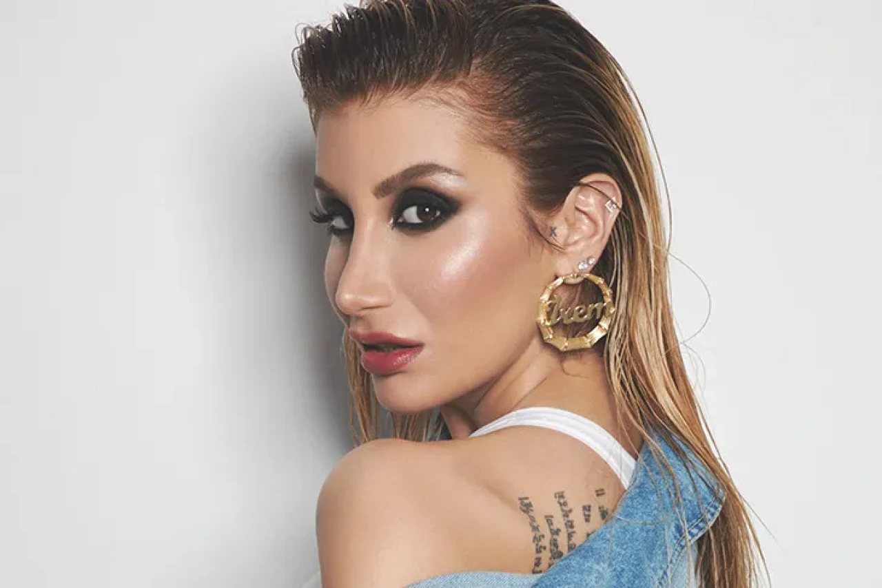 İrem Derici kimdir, aslen nereli, kaç yaşında, ödülleri, sevgilileri? Biyografisi ve kariyerine dair her şey