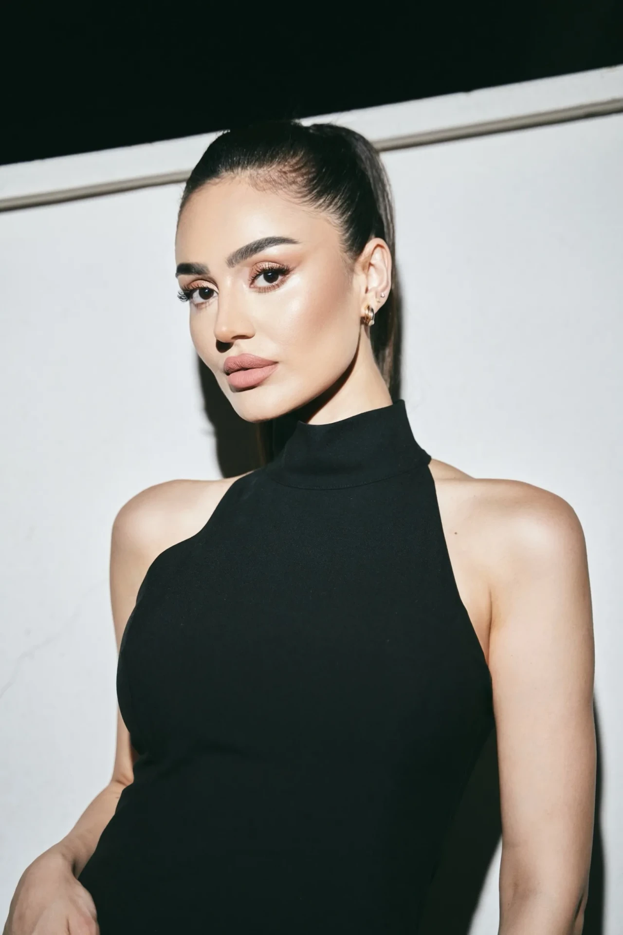 Sahnedeki sofra: Elif Buse Doğan’dan müziğe çok renkli bir yolculuk