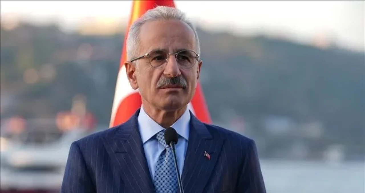 Ulaştırma Bakanı Uraloğlu memleketi Trabzon’da yoğun ilgiyle karşılandı